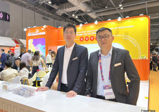 全链路一站式门到门跨境服务供应商泛亚集团的参展代表们。/ Exhibitors from Pan Asia Group, a full-link one-stop door-to-door cross-border service provider.