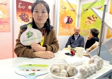 Vivian Liu at Jining Lemax Trading Co., Ltd. / Jining Lemax Trading Co., Ltd. 的 Vivian Liu