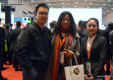 In the middle, Grace Guo, business development director of Stoller // 中间的是世多乐（青岛）农业科技有限公司的商务拓 展总监郭小平