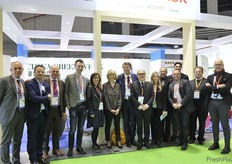 Group photo for the (partly) Italian delegation // 意大利代表 团部分成员的小组合照