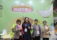 Qi Wang and Zhige Gao from Xiyu HuaGuoShan // 西域花果山的王琦 （左边数第一位），高知阁（左边数第二位）