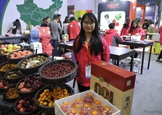 Kimidori represented by a nice lady // 一位女士展示的Kimidori