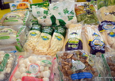 深圳市永佳农产品有限公司生产新鲜蘑菇品种。