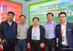 山东荣成市农业局的林江光局长