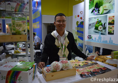 Shin-Wei Lai from Chi-Gen Vegetable & Fruit Co-operative. Producing and exporting fresh Taiwan Guava.来自高雄市吉建果菜连锁合作社的赖信维。他们生产并出口新鲜的台湾甜脆芭乐。