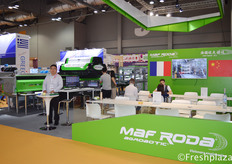 Gai Wei from Maf Roda Machinery (Yantai) Co.,Ltd. Provider of sorting line machinery. // 来自迈夫诺达机械设备（烟台）有限公司的中国区销售经理盖伟，该公司提供分选线机械。他们提供用于分级、加工和处理新鲜水果和蔬菜的装置。