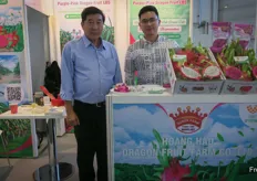 Tran Ngoc Hoan 是 Hau Dragon Fruit Farm 的营销经理，该公司是 Queen Farm 品牌的越南外来水果出口商。/ Tran Ngoc Hoan is marketing manager at Hoang Hau Dragon Fruit Farm, exotics exporter from Vietnam fro the Queen Farm brand.